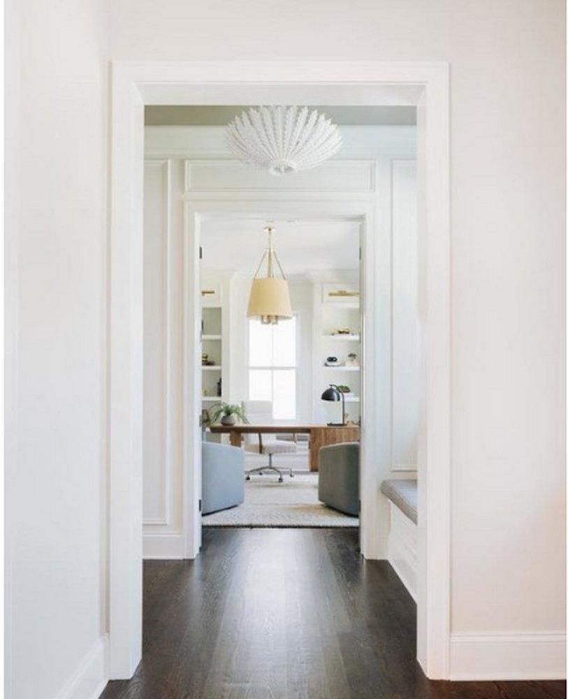 Visual Comfort & Co. Signature Gild 10-1/2 x 25-1/2 in. 60W 6-Light Casual Chandelier 