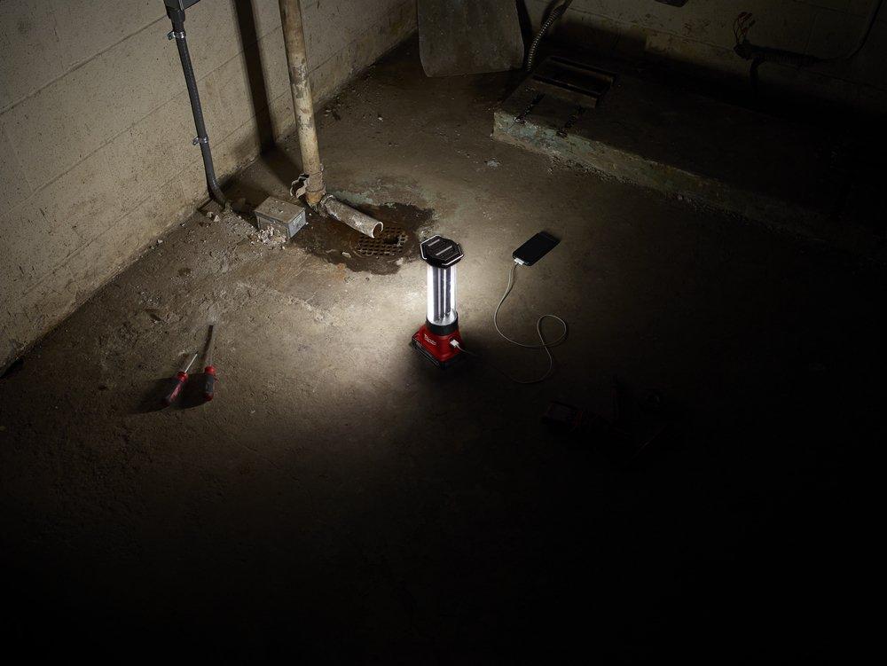Milwaukee&reg; LED Latern/Flood Light 