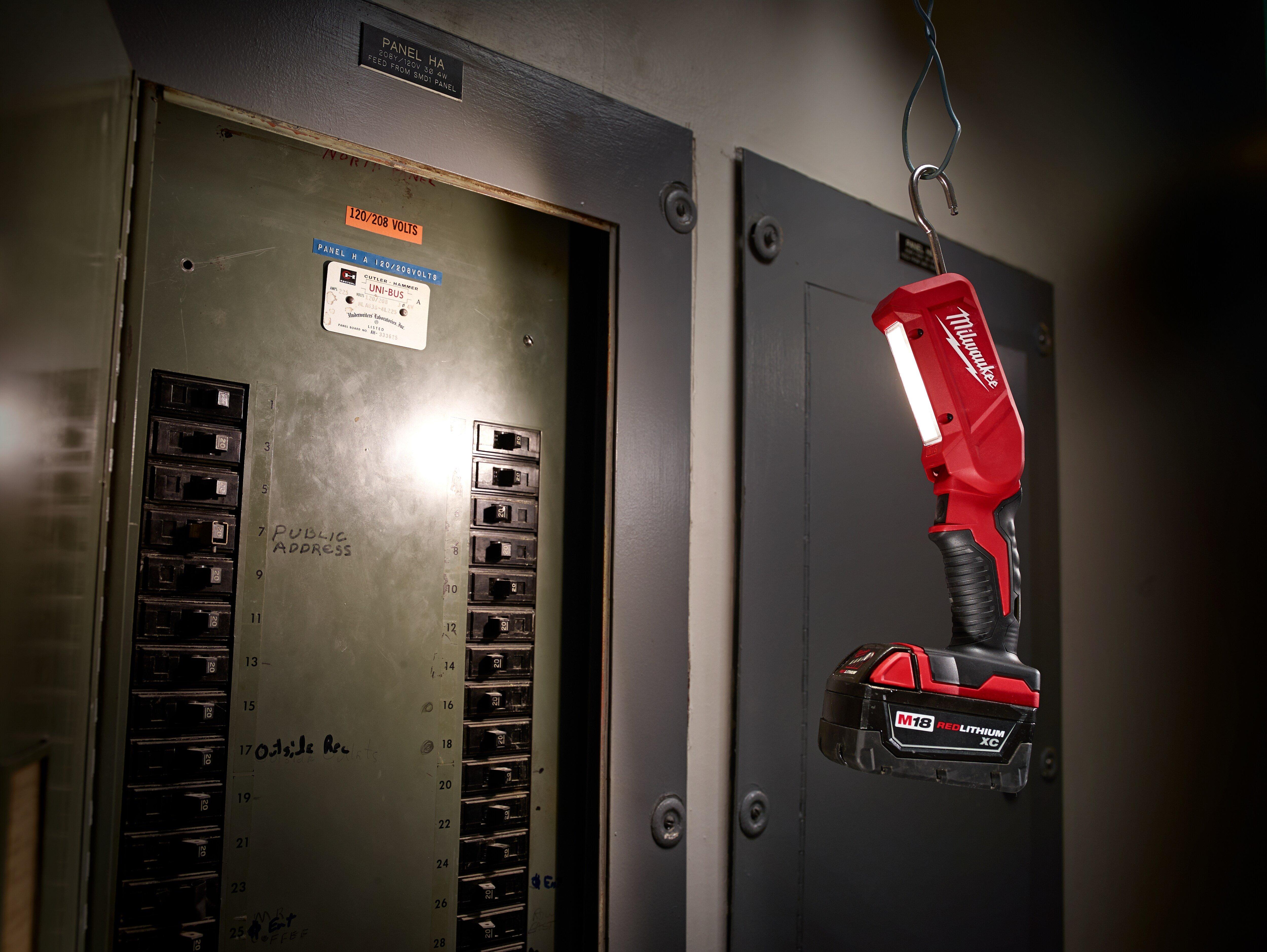 Milwaukee&reg; Red Plastic LED Stick Light 