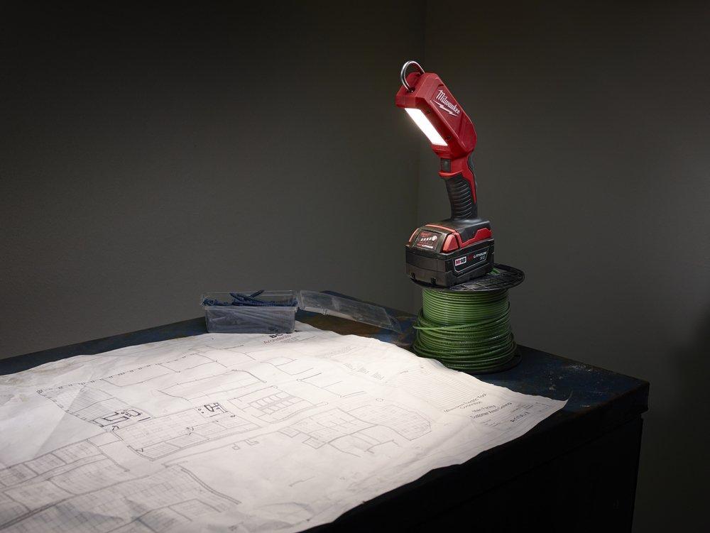 Milwaukee&reg; Red Plastic LED Stick Light 