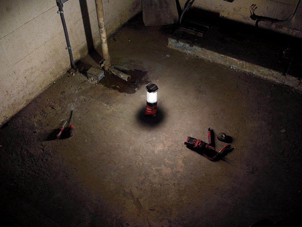 Milwaukee&reg; LED Latern/Flood Light 