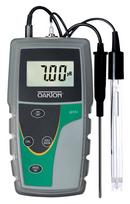 Oakton Instruments AA Battery Powered pH 5+ Meter Kit with All-in-One pH Electrode 