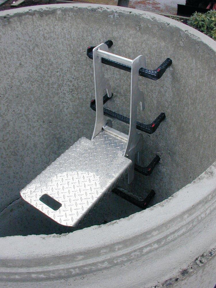 Manhole Step Platform 