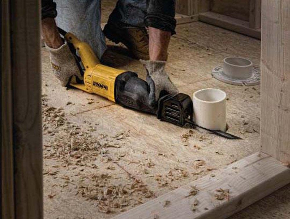 DEWALT Yellow Corded Reciprocating Saw Bare Tool 