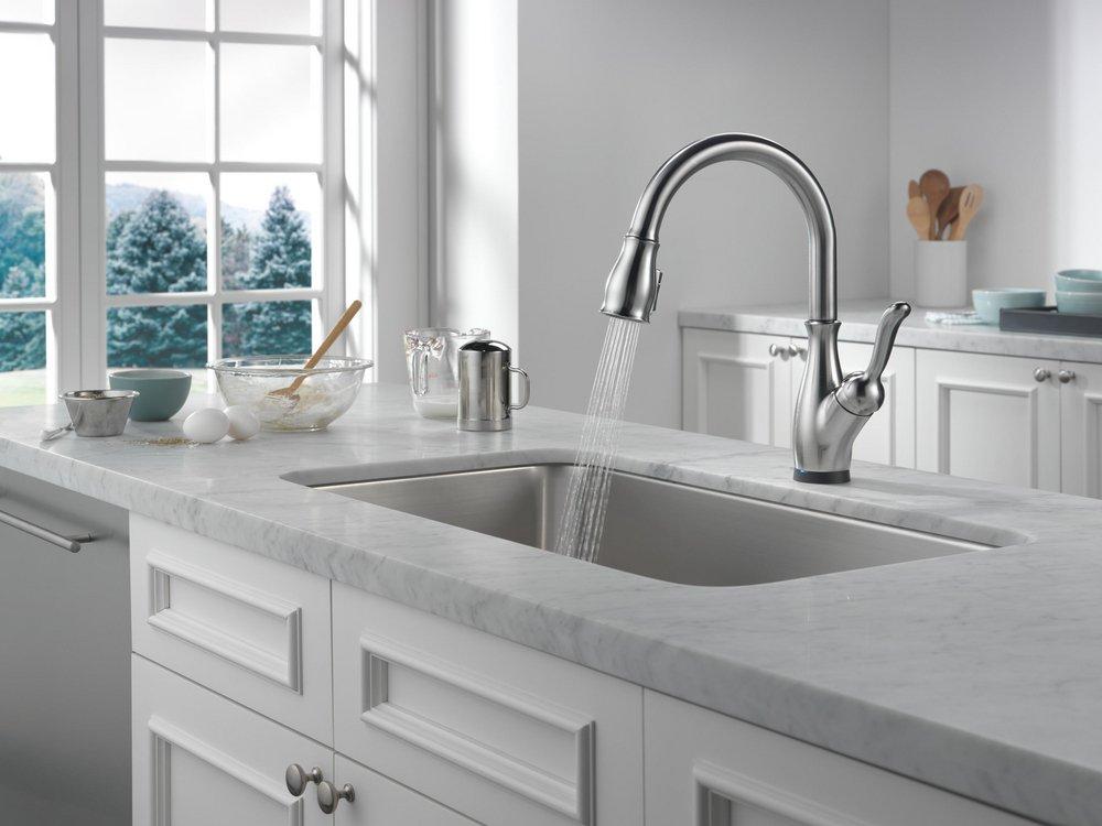 Delta Faucet Arctic Stainless Single Handle Pull Down Touch Activated Kitchen Faucet 