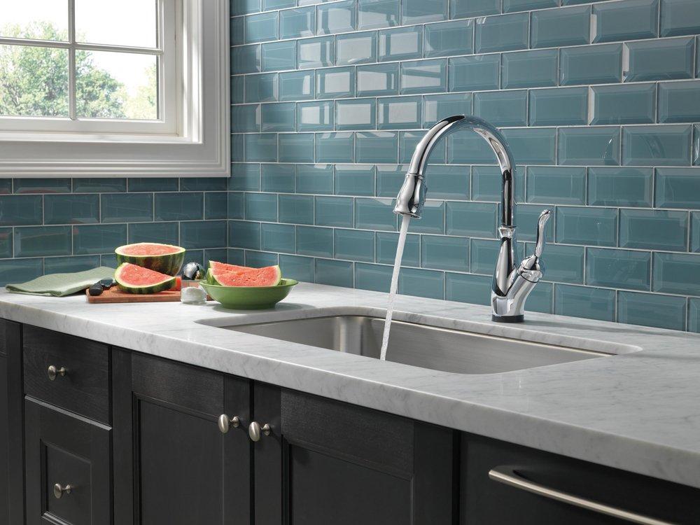 Delta Faucet Chrome Single Handle Pull Down Touch Activated Kitchen Faucet 
