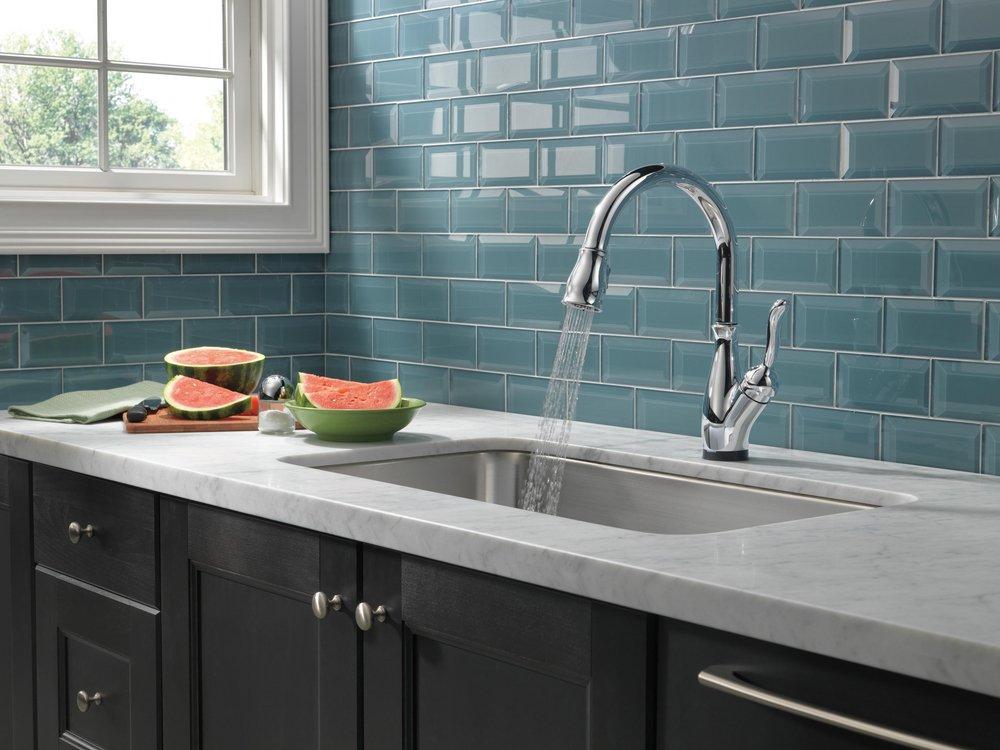 Delta Faucet Chrome Single Handle Pull Down Touch Activated Kitchen Faucet 