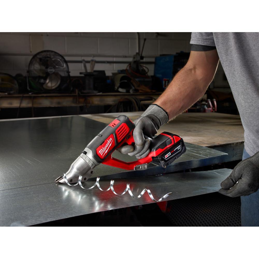 Milwaukee&reg; Black Cordless Double Cut Shear Tool 