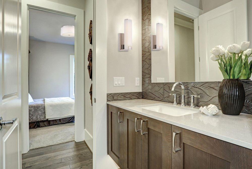 Minka Lavery Polished Nickel 15W 1-Light Medium E-26 Base LED Bath Light with Etched Opal Glass 