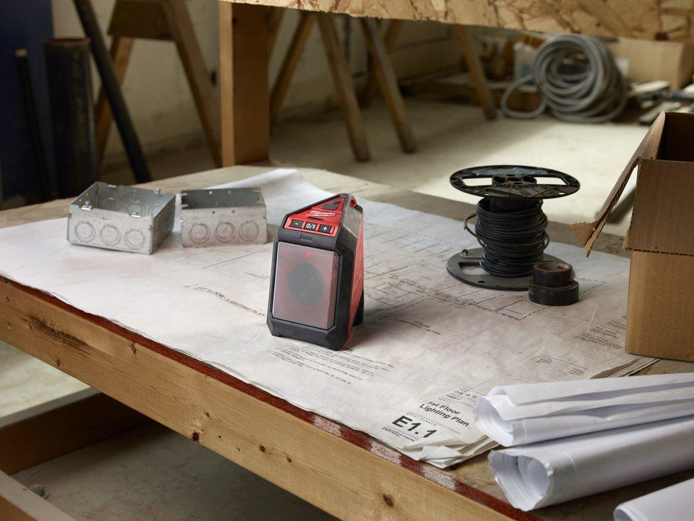 Milwaukee&reg; Black Cordless Bluetooth Speaker 