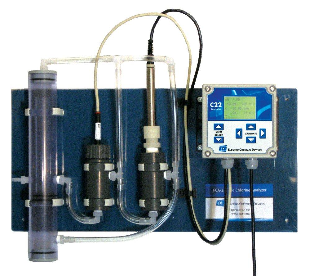 Electro Chemical Devices 1/4 x 3/4 in. PVC, PVDF, PTFE, 316 Stainless Steel and Polypropylene Barbed Free Chlorine Analyzer with Automatic pH Compensation 