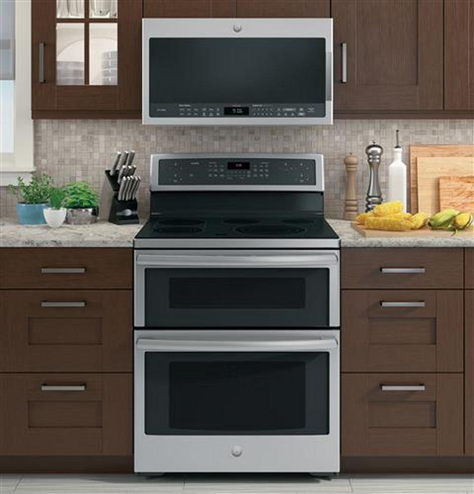 GE&reg; Stainless Steel 29-7/8 in. Electric 5-Burner Induction Freestanding Range 