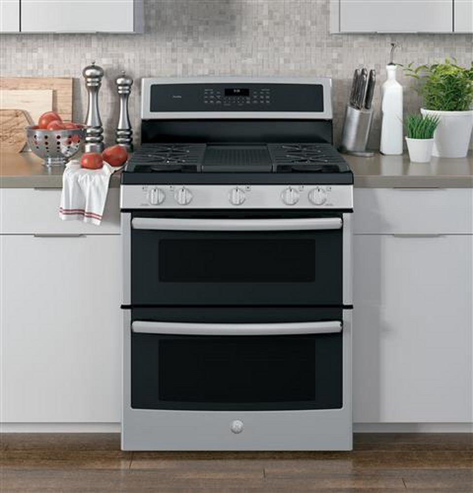 GE&reg; Stainless Steel 30 in. Gas 5-Burner Sealed Freestanding Range 