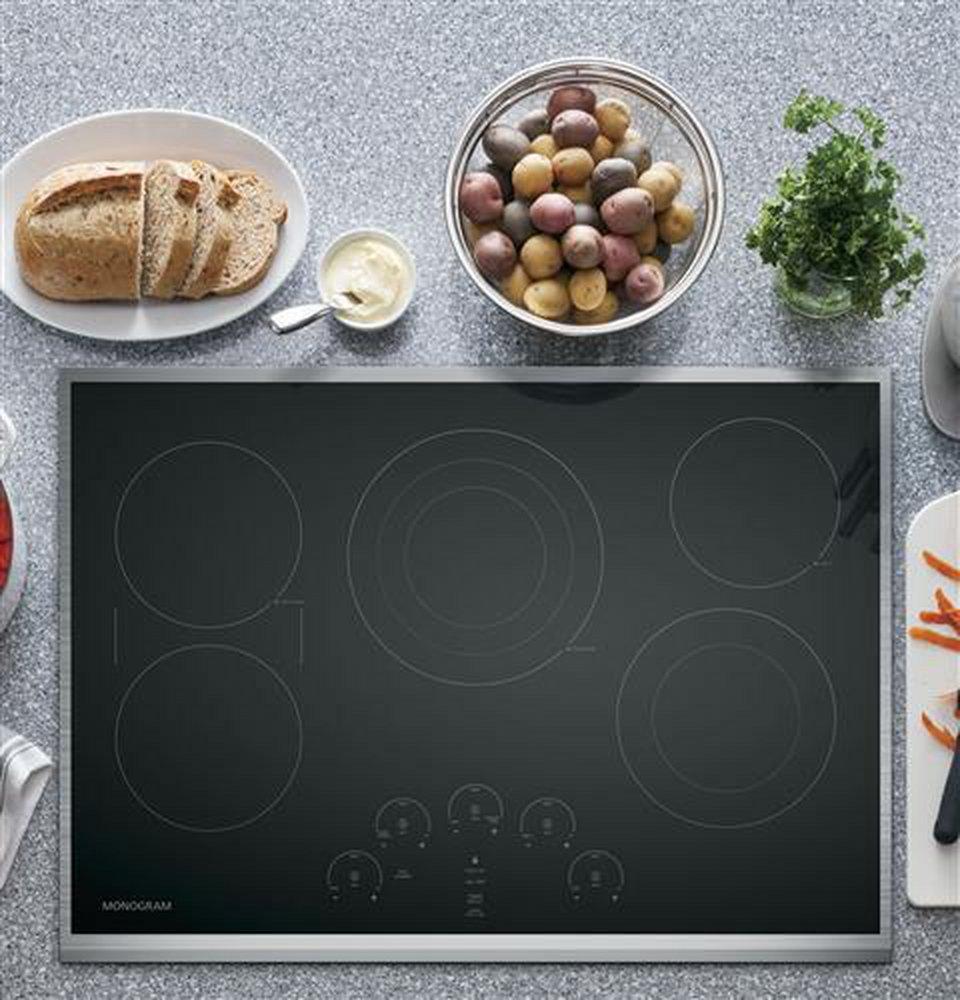 Monogram&reg; Stainless Steel/Black 5 Burner Radiant Cooktop 