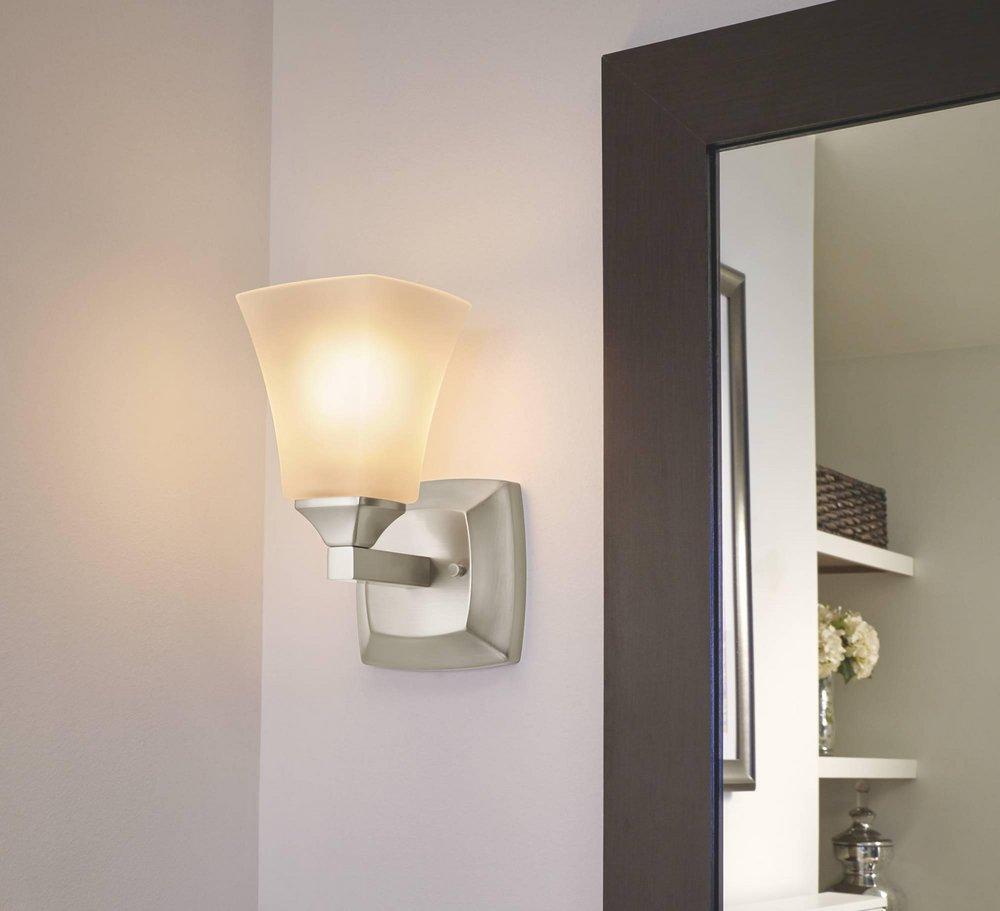 Moen Oil Rubbed Bronze 100W Wall Sconce Bath Light Fixture 