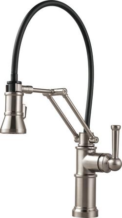 Single Handle Pull Down Kitchen Faucet in Brilliance&reg; Stainless