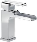 Delta Faucet Chrome Single Handle Centerset Bathroom Sink Faucet 