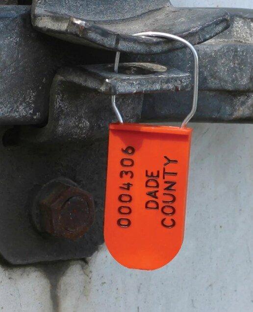 AccuformNMC Red Plastic Padlock Wire Seals 100 Pack 