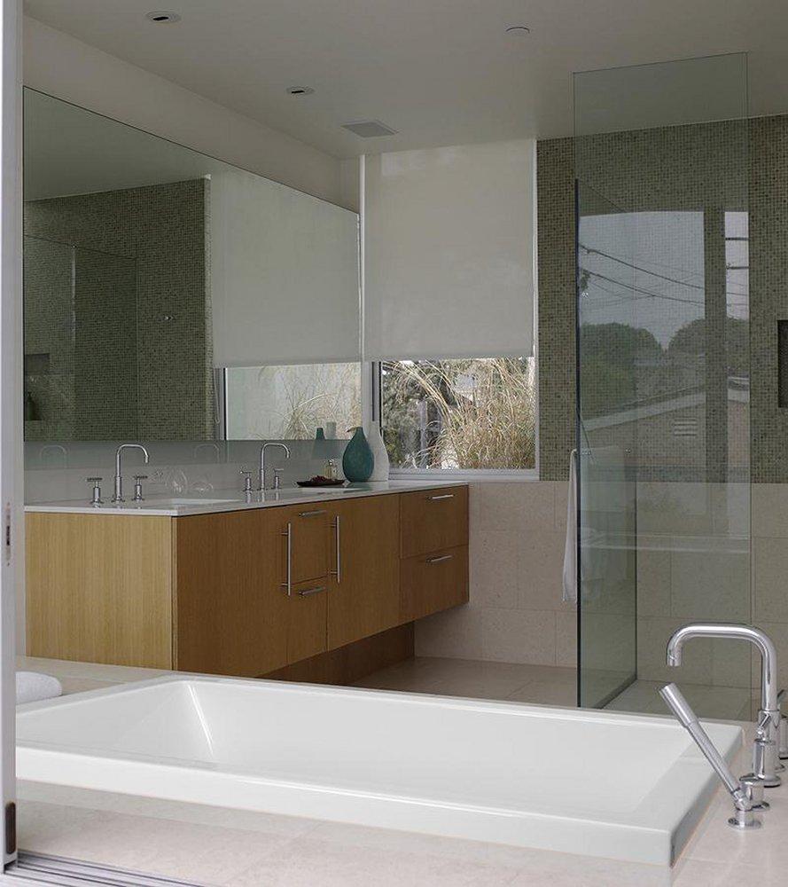 White 48 x 32 in. Soaker Drop-In Bathtub with End Drain 