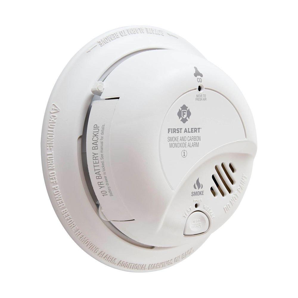 BRK Electronics White 120V Combination Smoke and Monoxide Detector in White 