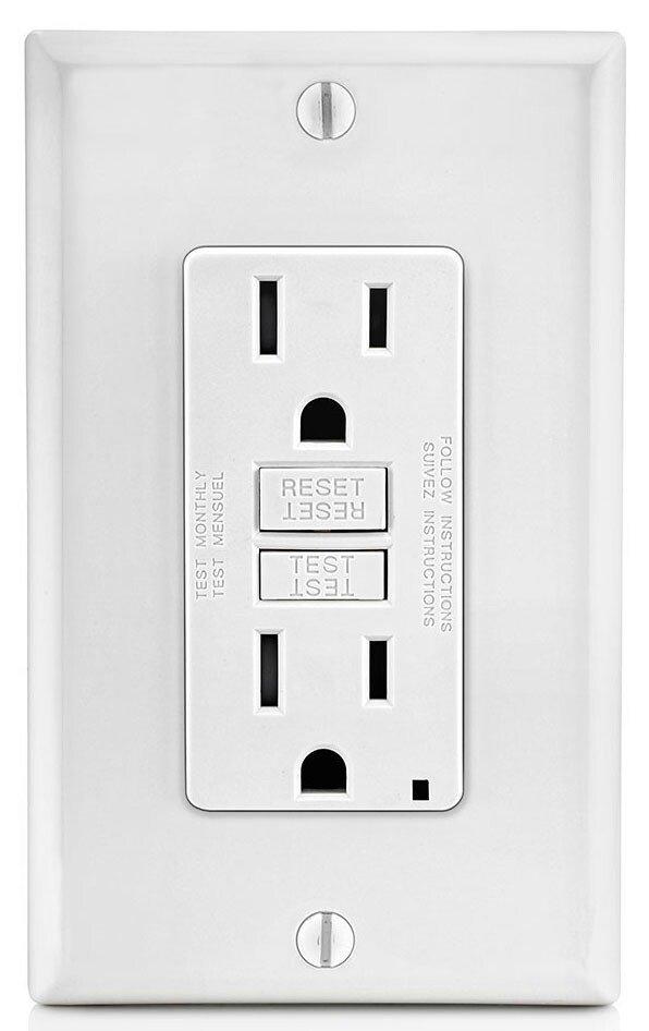 LEVITON White 15A 125V Duplex Tamper-Resistant GFCI Outlet 