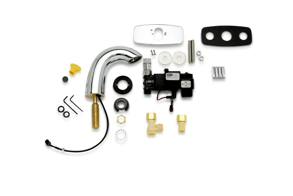 Zurn Polished Chrome 1.2 gpm Battery Sensor Faucet with 4 in. Cover Plate 