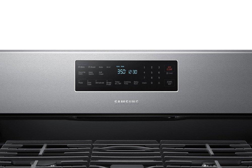 Samsung Stainless Steel 29-3/4 in. Gas 5-Burner Sealed Freestanding Range 