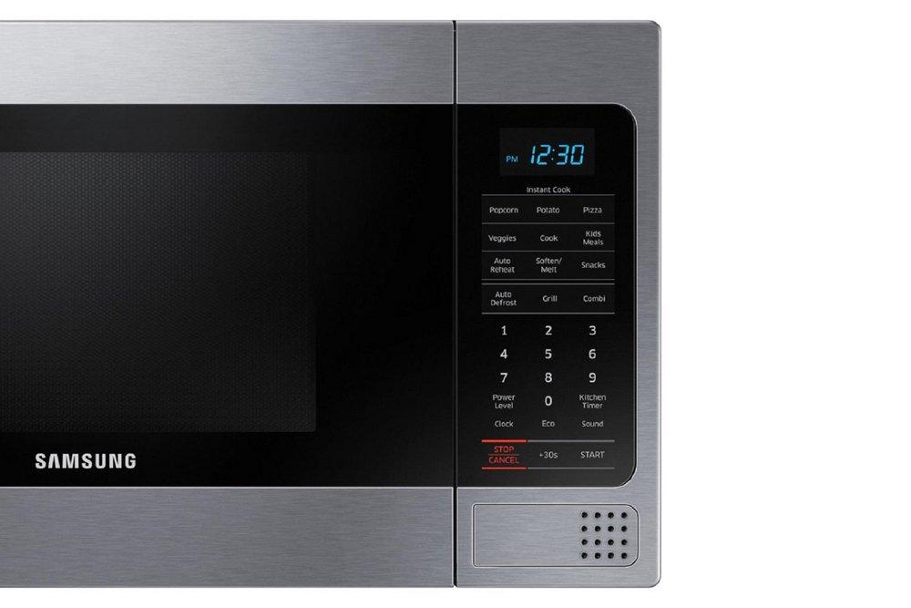 Samsung Stainless Steel 1.1 cu. ft. 1000 W Countertop Microwave 