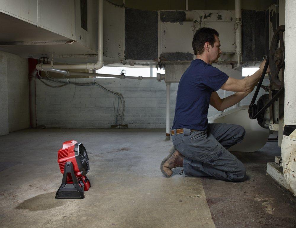 Milwaukee&reg; Black Fan Tool Only 