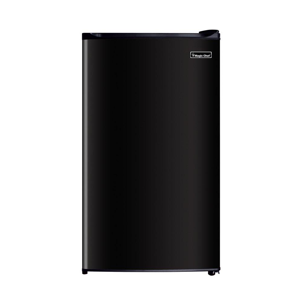Magic Chef Appliance Black 18-1/2 in. 3.5 cu. ft. Compact Refrigerator 