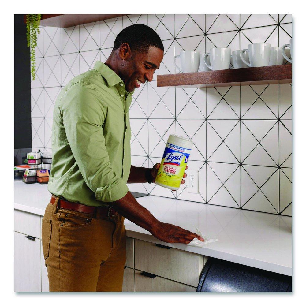 Lysol&reg; White Disinfecting Wipe 