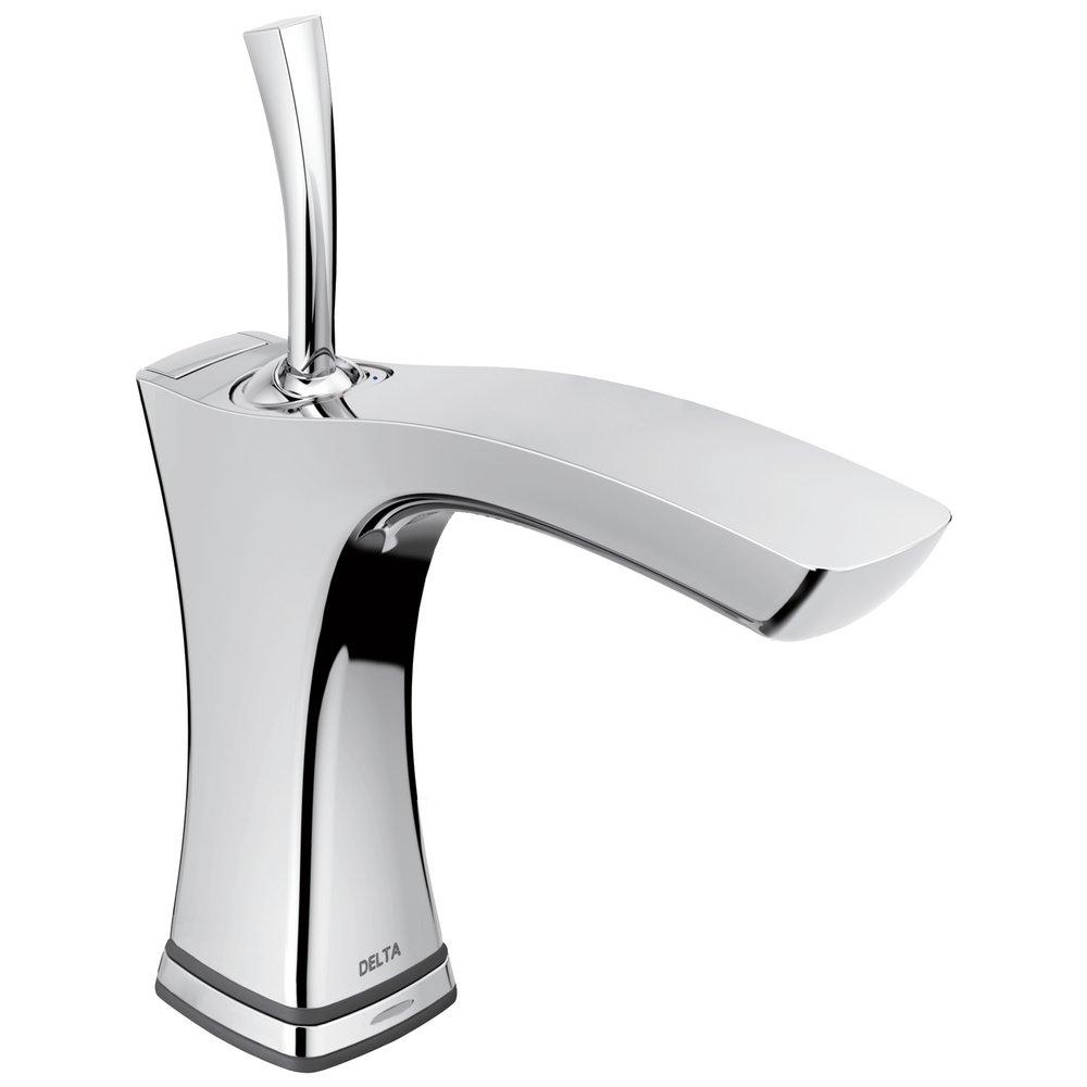 Delta Faucet Chrome Single Handle Centerset Bathroom Sink Faucet 