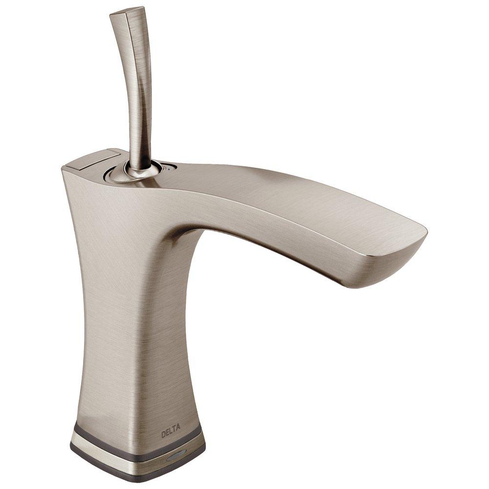 Delta Faucet Stainless Single Handle Centerset Bathroom Sink Faucet 