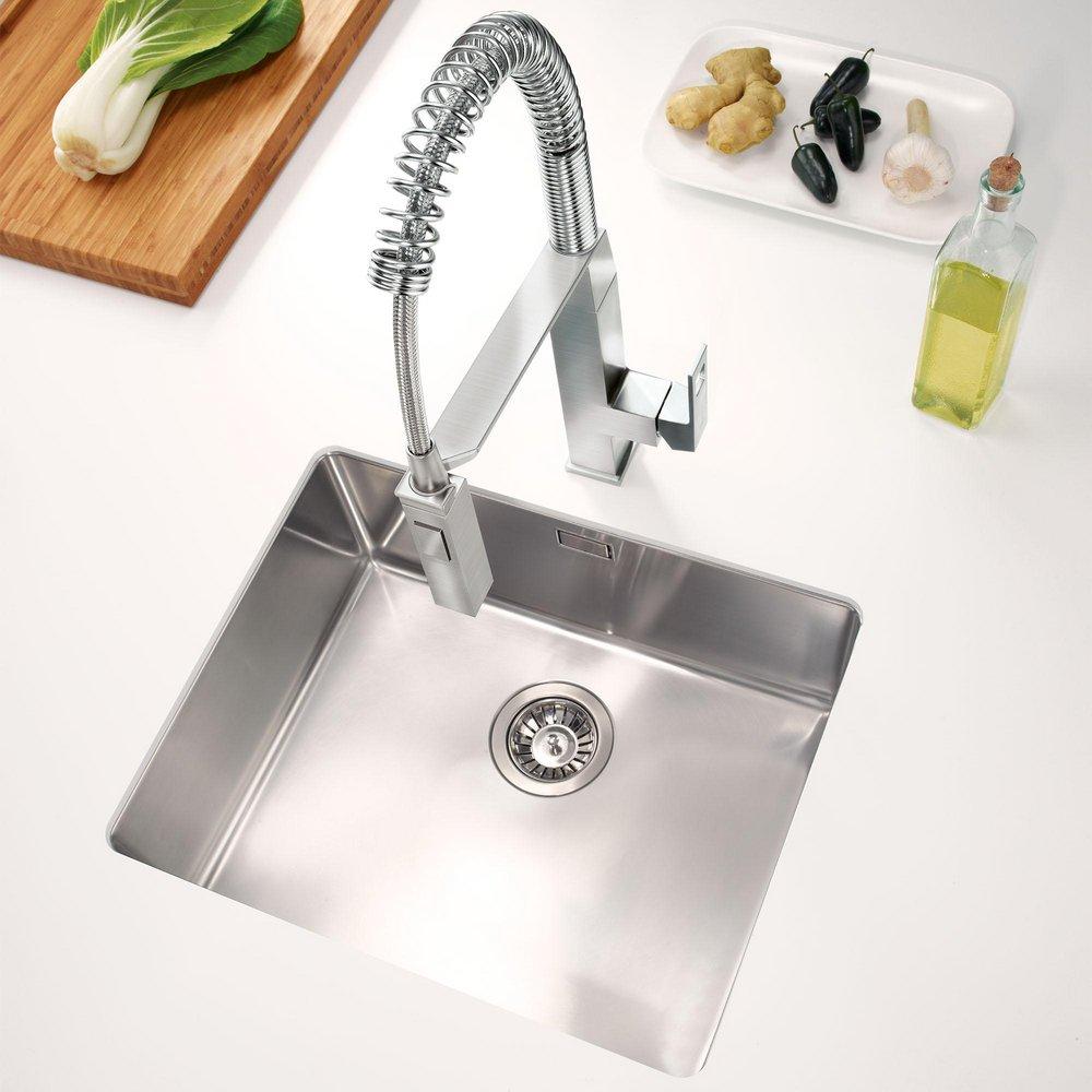 GROHE SuperSteel Infinity Single Handle Pull Down Kitchen Faucet 