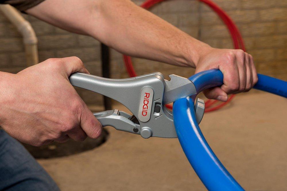 RIDGID CPVC, PE, PEX, PP, PVC, Rubber Hose Pipe Cutter 