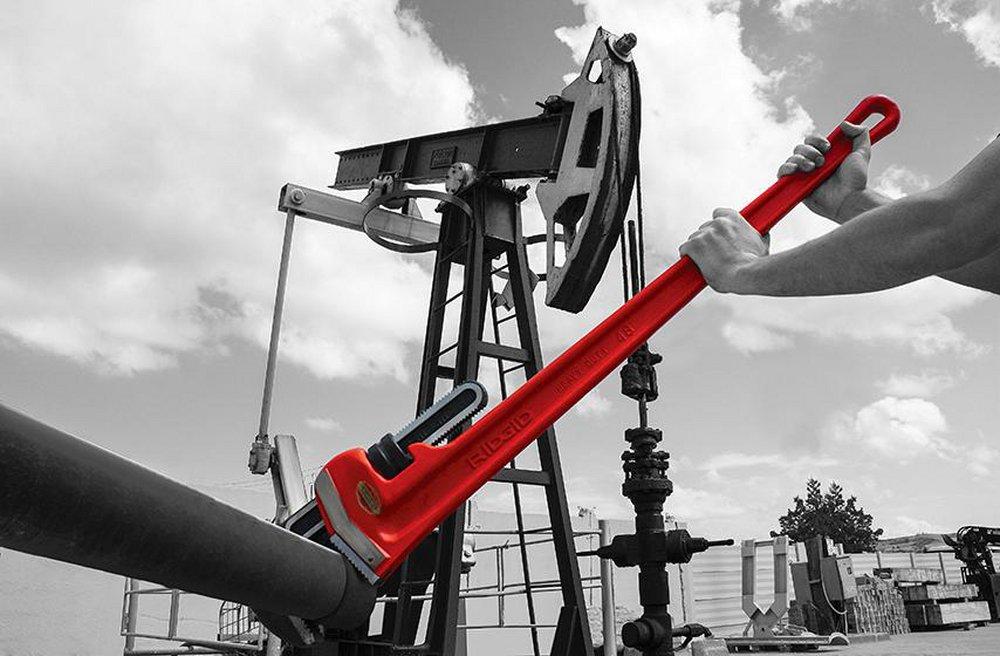 RIDGID Red 2 in. Pipe Wrench 