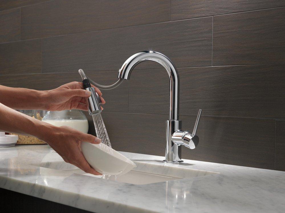 Delta Faucet Matte Black Single Handle Lever Bar Faucet 