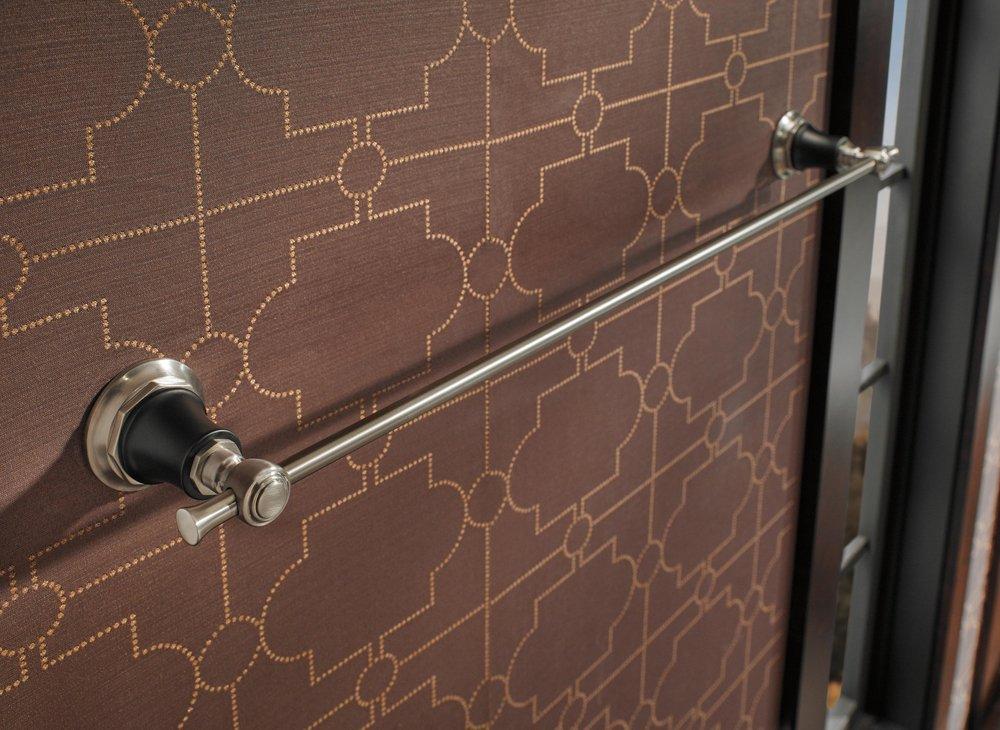 Brizo Luxe Nickel/Matte Black 24 in. Towel Bar 