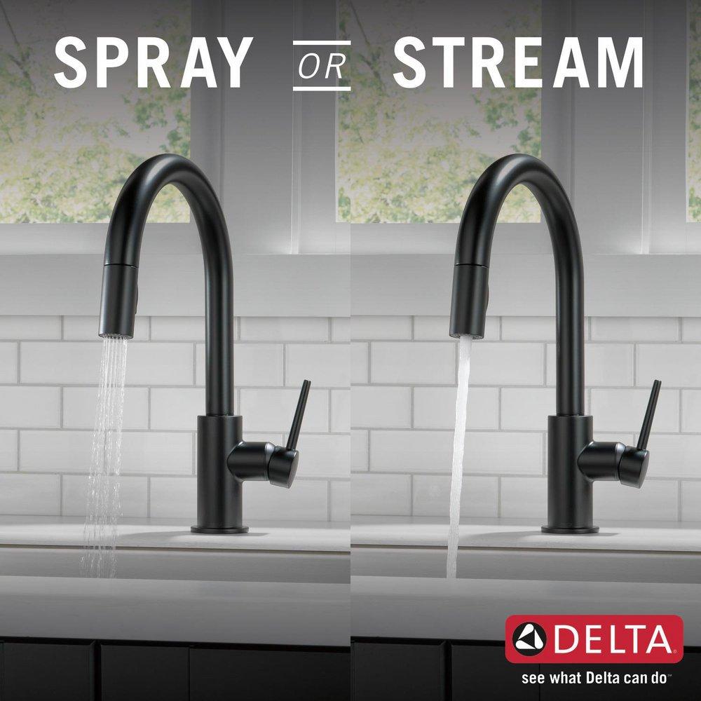 Delta Faucet Matte Black Single Handle Pull Down Kitchen Faucet 
