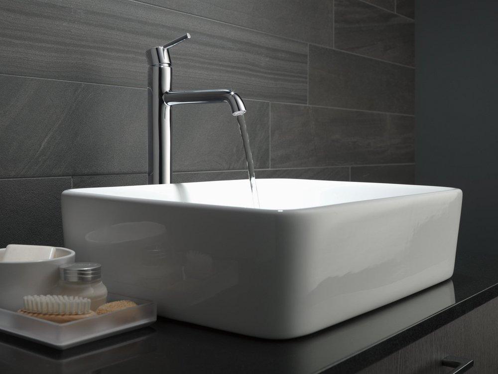 Delta Faucet Chrome Single Handle Vessel Filler Bathroom Sink Faucet 