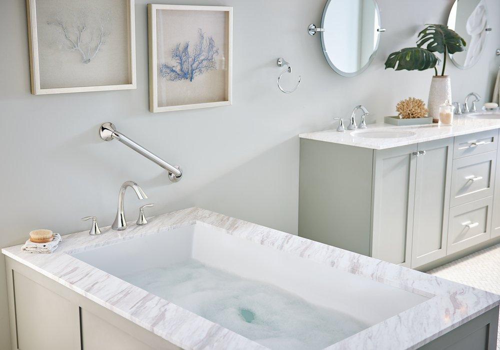 Moen Polished Chrome 18 in. Designer Grab Bar 