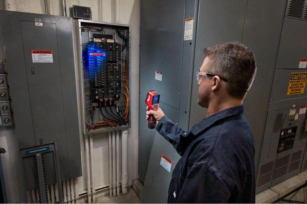 Milwaukee&reg; Black Cordless Thermal Imager Kit 