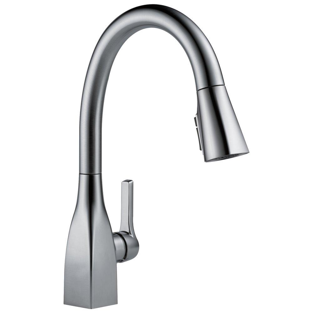 Delta Faucet Arctic Stainless Single Handle Pull Down Kitchen Faucet 