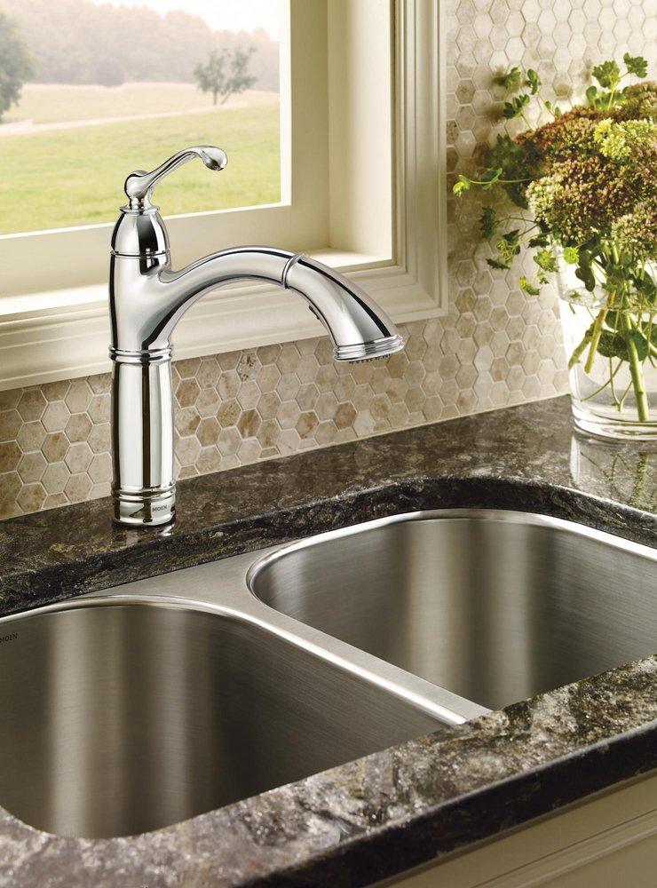 Moen Chrome Single Handle Pull Out Kitchen Faucet 