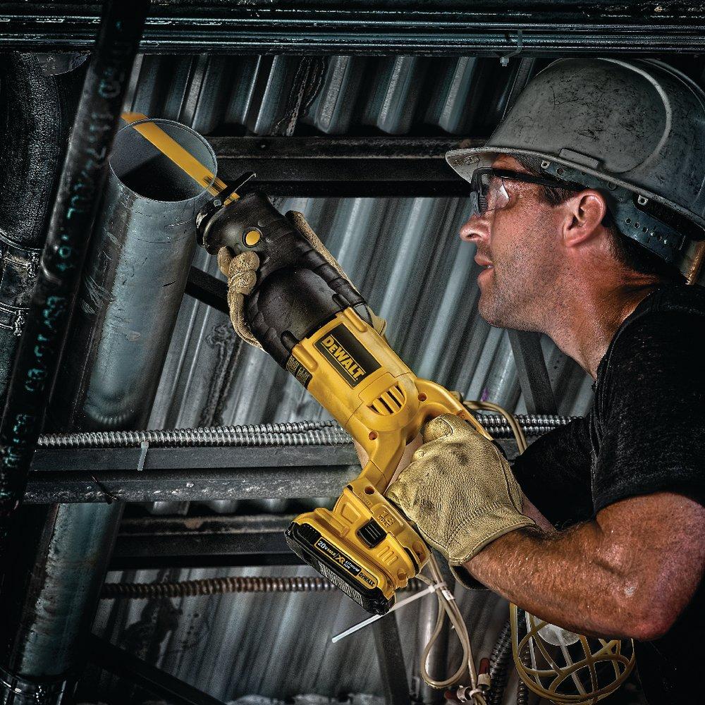 DEWALT Black Lithium-ion Adapter 