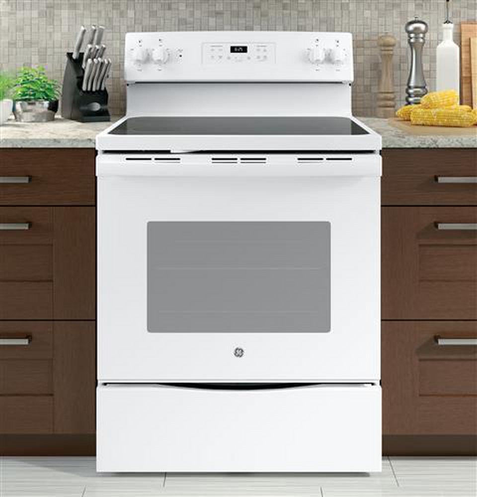 GE&reg; White 29-7/8 in. Dual Fuel 4-Burner Radiant Smoothtop Freestanding Range 