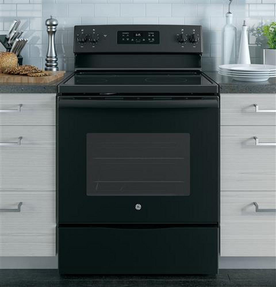 GE&reg; Black 29-7/8 in. Dual Fuel 4-Burner Radiant Smoothtop Freestanding Range 