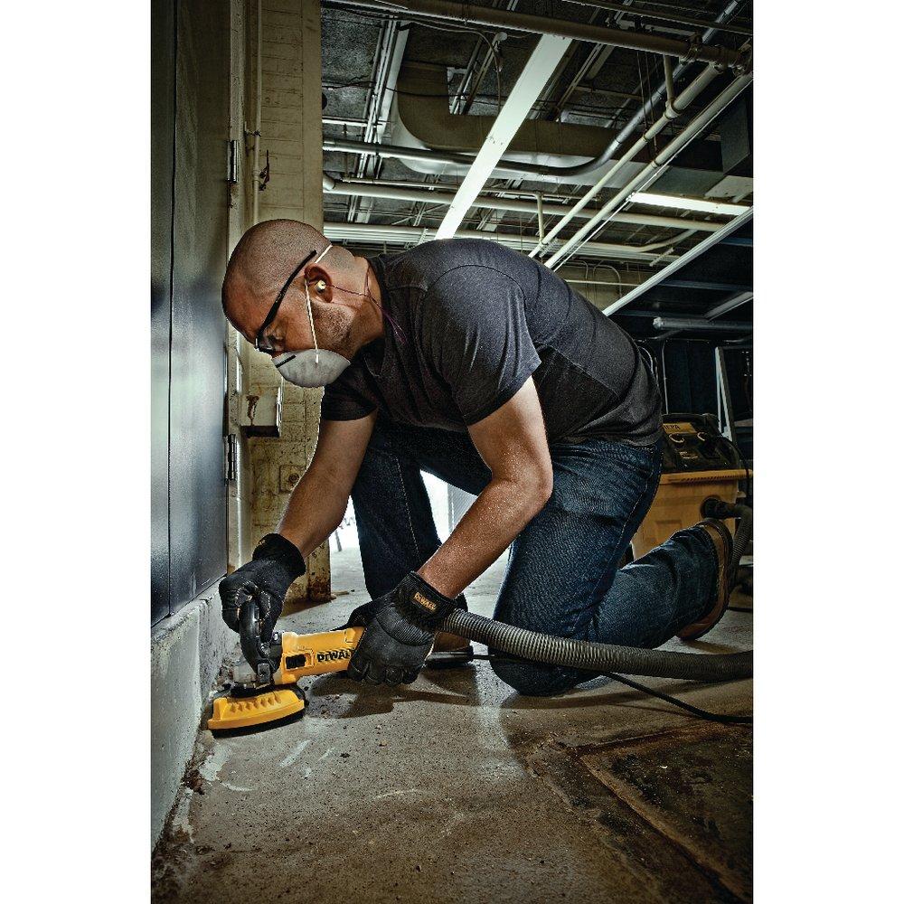 DEWALT Yellow/Black Surface Grinding Dust Shroud Kit 