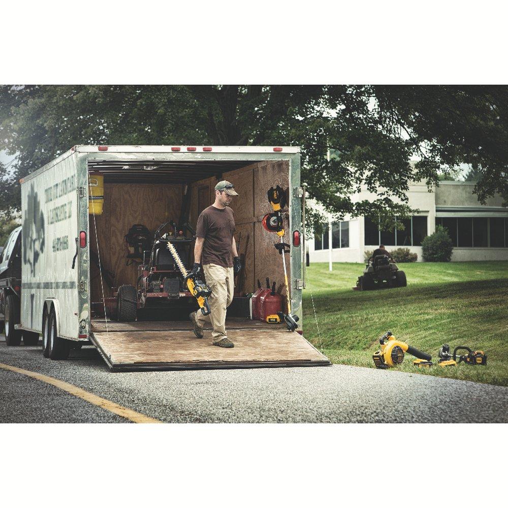 DEWALT Yellow/Black Lithium-Ion Hedge Trimmer 