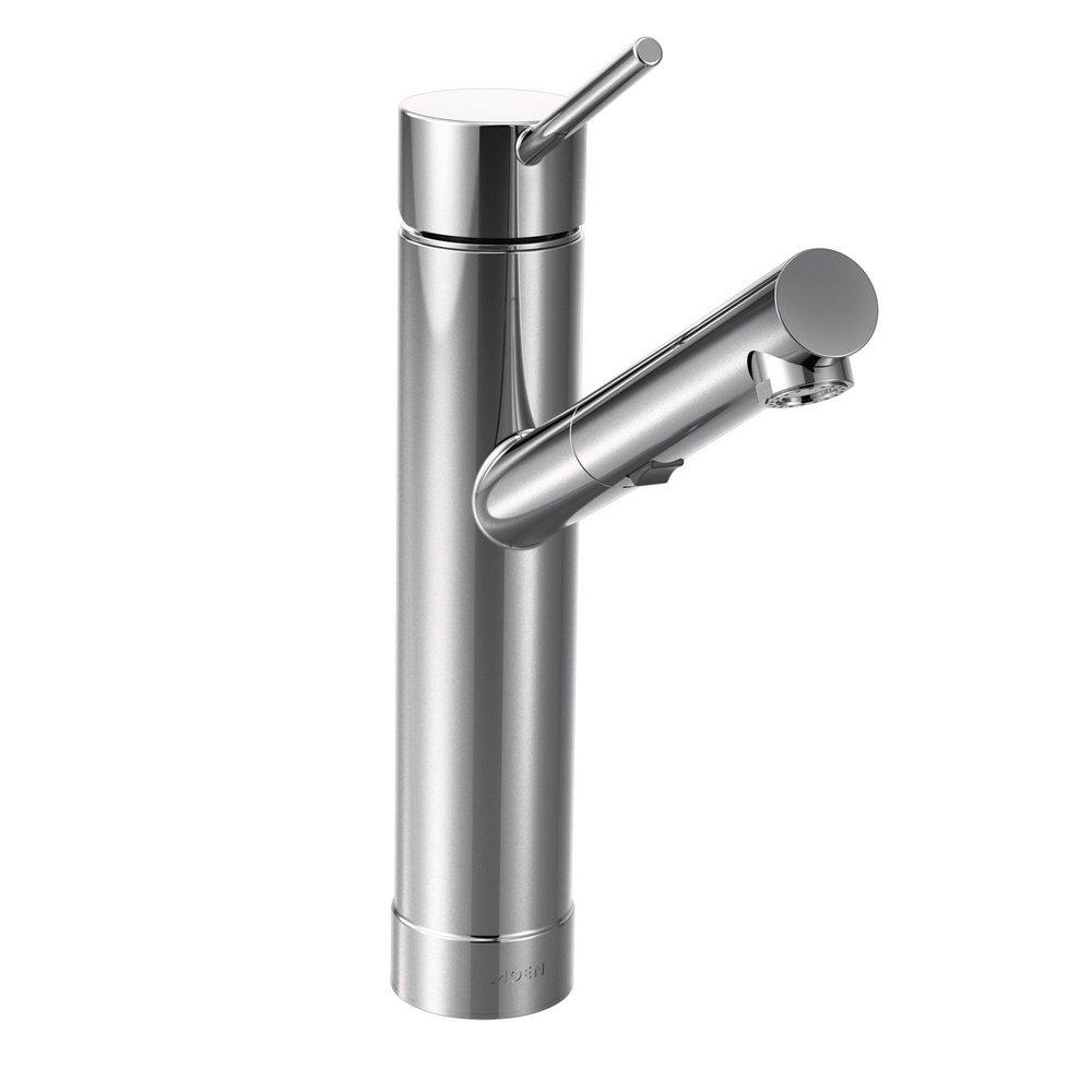Moen Polished Chrome Single Handle Pull Out Kitchen Faucet 